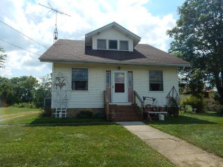 2039 Richville, Massillon OH  44646 exterior