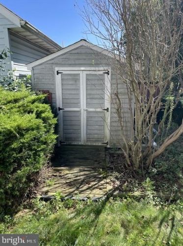 330 Barberry Dr, Lancaster PA  17601-1360 exterior