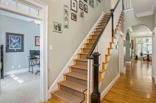 2507 Brookline Cir, Atlanta GA  30319-3690 exterior