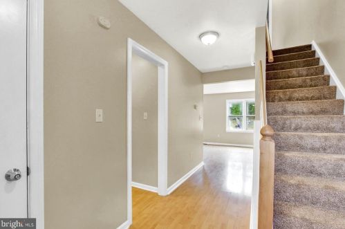 3149 Bornt Dr, York, PA 17315-4241