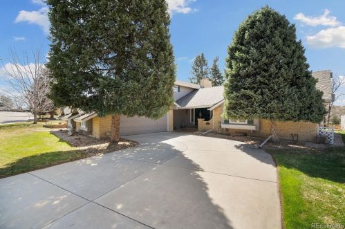 7086 Euclid Dr, Englewood, CO 80111-4604