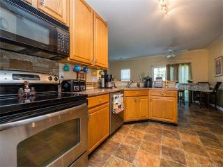 1412 Whitman Dr, Concord NC  28027-6098 exterior