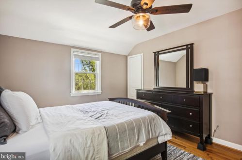 10130 Brookmoor Dr, Silver Spring MD 20901-2712 exterior