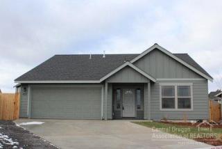 973 24th Pl, Eagle Crest, OR 97756-1321