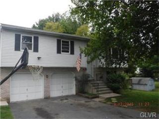 1821 Brown St, Allentown, PA 18104-1511
