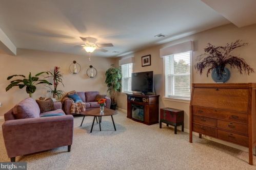 241 Cherry St, Lancaster PA  17602-2725 exterior