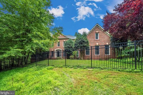 11301 Kellie Jean Ct, Great Falls, VA 22066-1376