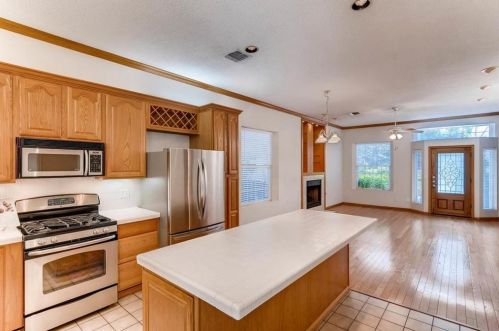 3902 Becker Ave, Austin TX  78751-5209 exterior