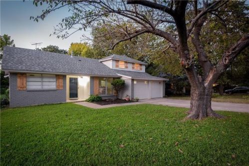 113 Glenhaven Dr, Azle, TX 76020-3621