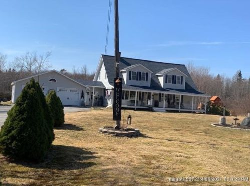 364 Roque Bluffs Rd, Machias, ME 04654-3003