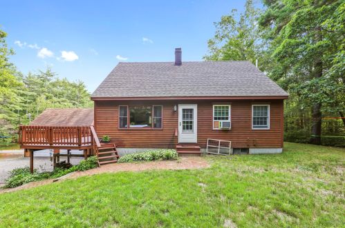 7 Cassie Ln, Poland, ME 04274-5925