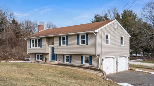 767 Pleasant St, Southington, CT 06489-2714