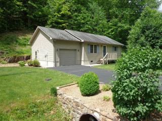 1615 Bristol Hwy, Elizabethton, TN 37643-5249