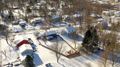 411 Manchester Ave, Batavia, IL 60510-9627