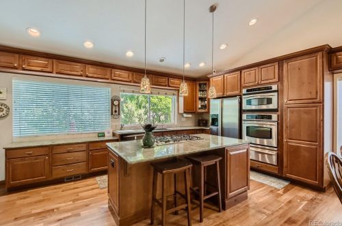 8224 Niagara Ct, Englewood CO 80112-1011 exterior