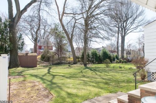 33 End Ter, Bloomfield, NJ 07003-5518