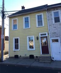 316 Lumber St, Allentown, PA 18102-3204