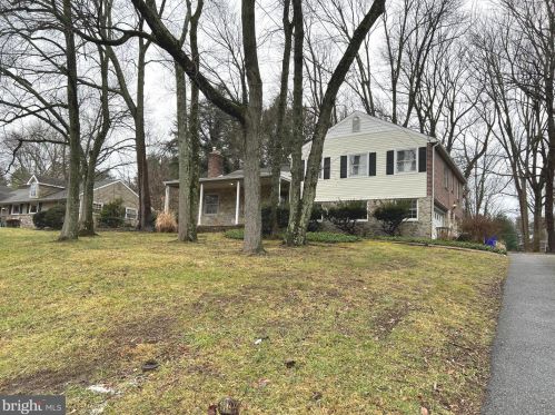 7 Pembroke Dr, Media, PA 19063-5323