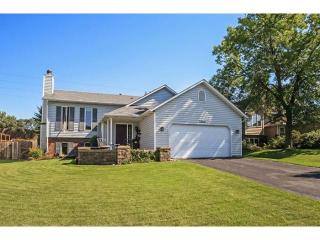 3880 Westbury Ln, Saint Paul, MN 55123-3072