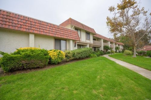 2520 Via Esparto, Carlsbad, CA 92010-1339
