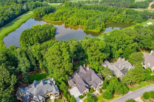 4824 Elkhorn Hill Dr, Suwanee, GA 30024-4148