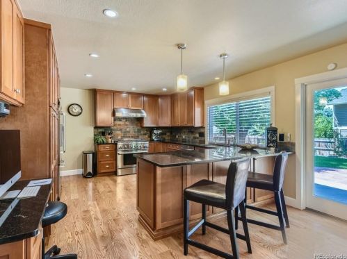 7849 Valentia St, Englewood CO 80112-3338 exterior