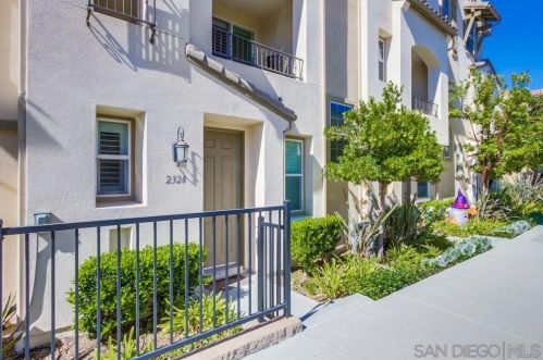 2328 Sentinel Ln, San Marcos, CA 92078-2135