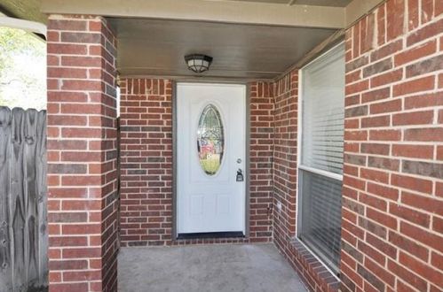 4520 Riptide Ct, Fort Worth TX  76135-2044 exterior