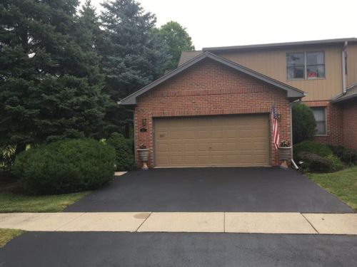 207 Garden Way, Hanover Park, IL 60108-2921