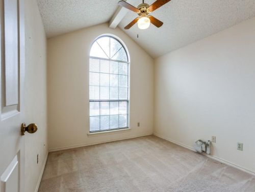 106 Lk Frst Ct, Garland TX  exterior