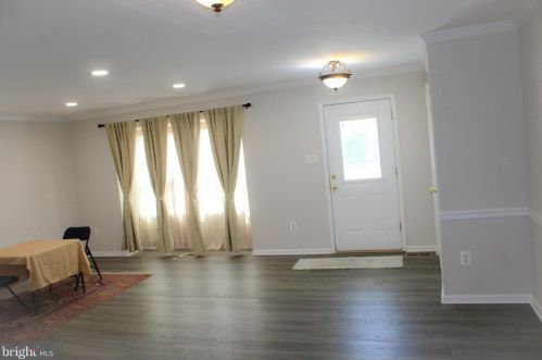 15034 Shamrock Ridge Rd, Silver Spring MD 20906-6107 exterior