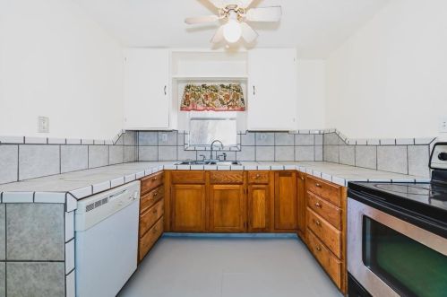 17624 White Perch Lk Dr, Conroe TX  exterior