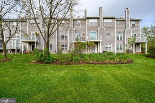 80 Shrewsbury Pl, Princeton NJ  08540-0063 exterior