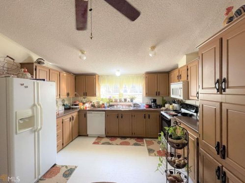 636 Winston Drive Ext, Bowman, GA 30624-2117
