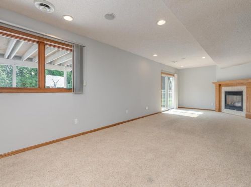 664 Bridle Ridge Rd, Saint Paul MN  55123-1681 exterior