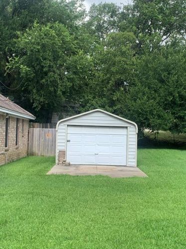 7121 Timberlane Dr, Fort Worth, TX 76182-3529