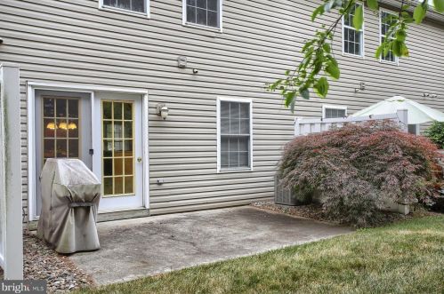 125 Partridge Cir, Carlisle PA  17013-8748 exterior