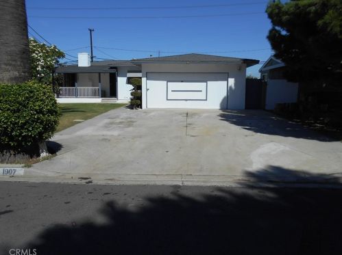 1907 Folsom St, Anaheim, CA 92804-6504