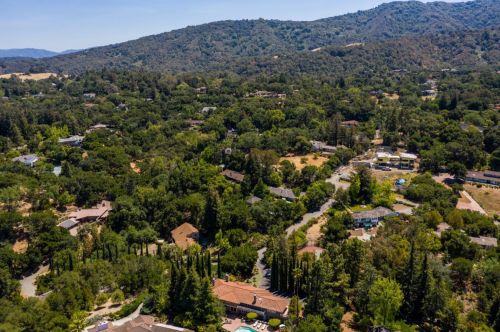 11555 Arroyo Oaks Dr, Los Altos CA 94024-6527 exterior