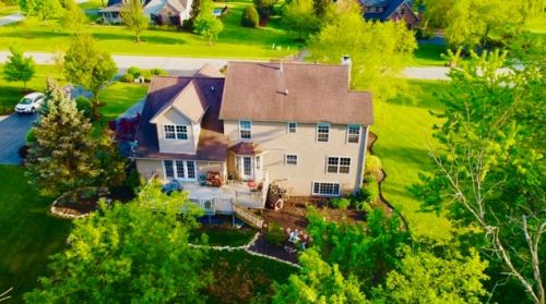 1913 Dovetail Pt, Sycamore, IL 60178-3431
