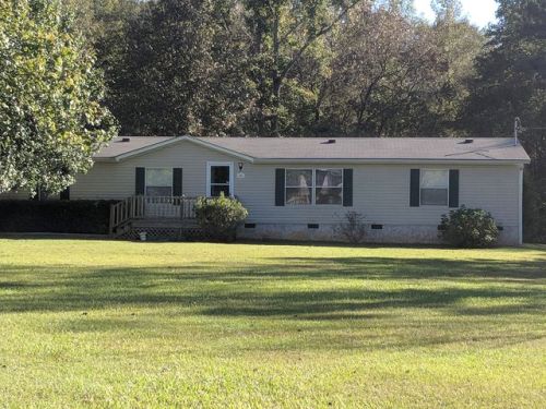 114 Trophy Rdg, Jackson, GA 30233-5622