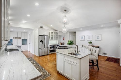 4680 Hitching Post Trl, Atlanta GA  30342-2816 exterior