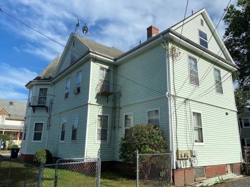 19 King St, Warren, RI 02885-3525