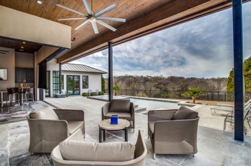 6821 Saucon Vly Dr, Fort Worth TX  76132-7125 exterior