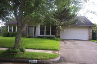 2318 Brook View Ln, Sugar Land TX  77479-3283 exterior