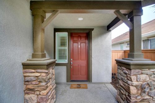 9967 Caldon Way, Elk Grove, CA 95757-5112