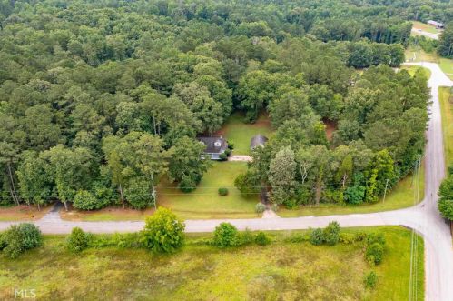44 Kibbee Rd, Mcdonough, GA 30252-3916