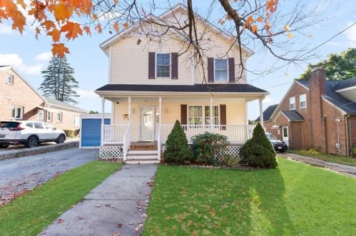 73 Huxley Ave, Providence, RI 02908-2856