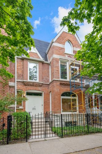 2249 Geneva Ter, Chicago, IL 60614-3716