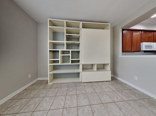 288 Ferrule Dr, Uhland, TX 78640-8008